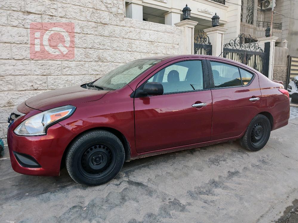 Nissan Versa